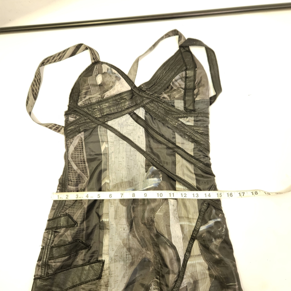 Chic Black and Gray Women's Mini Dress - Picture 8 of 9